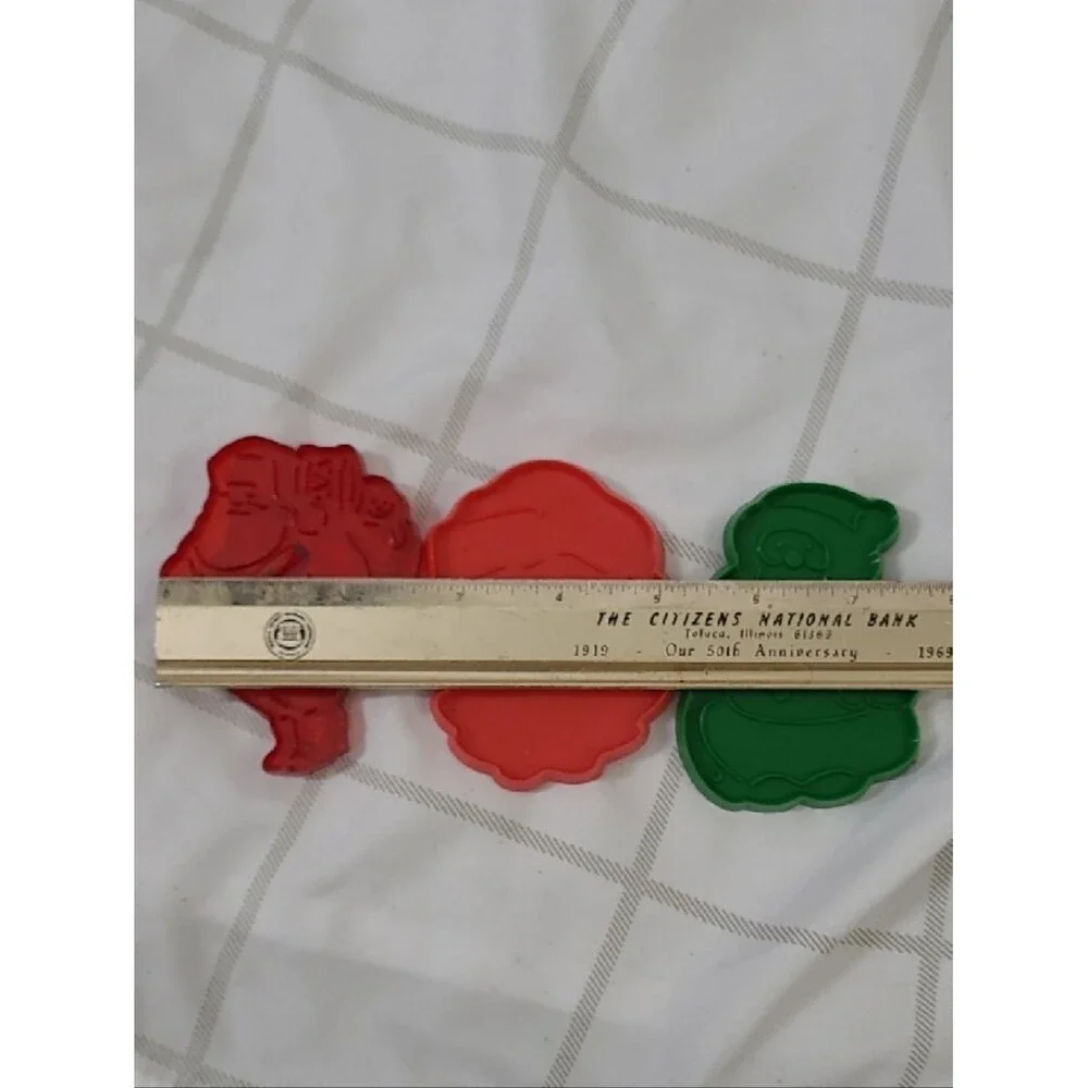 Vintage Santa Christmas Cookie Cutters Set Of 3 ♻️ 5/$10 ♻️